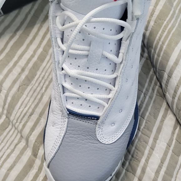 Brand New Air Jordan 13 Retro (GS) - Picture 4 of 6